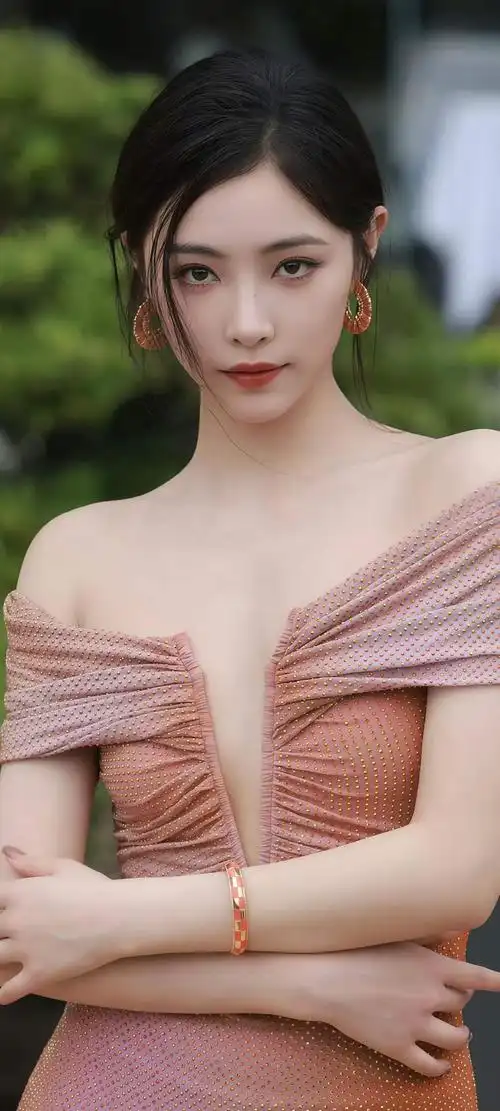 萝莉社近期热播Lolita分享视频封面